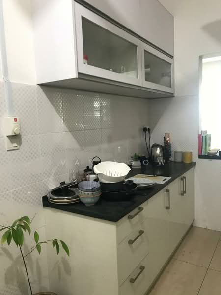 Kondominium untuk Dijual di Surian Residences - Ivan Ngow - Kitchen - PropertyGuru.com.my