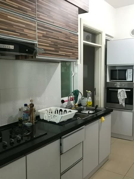 Kondominium untuk Dijual di Surian Residences - Ivan Ngow - Kitchen - PropertyGuru.com.my