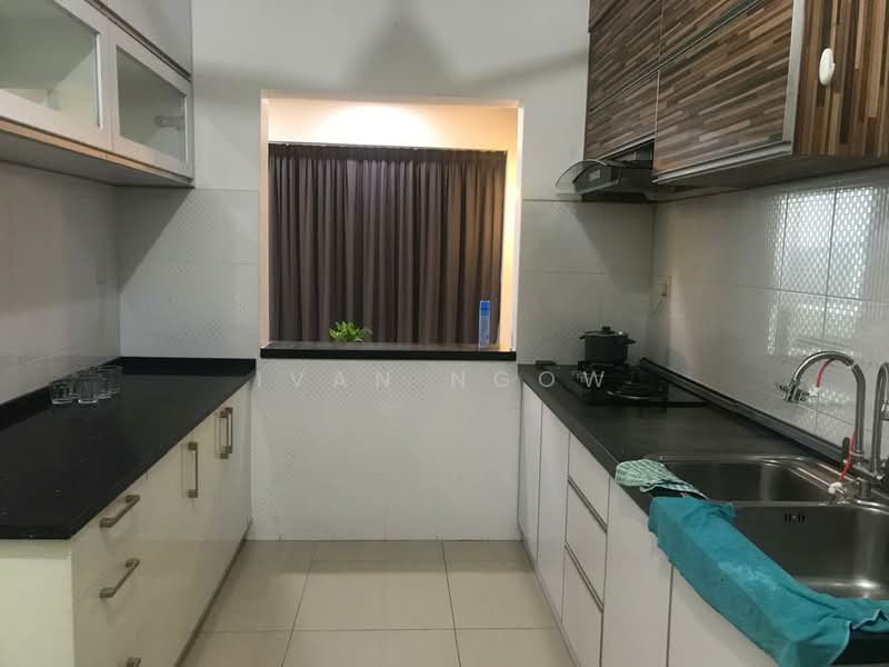 Kondominium untuk Dijual di Surian Residences - Ivan Ngow - Kitchen - PropertyGuru.com.my