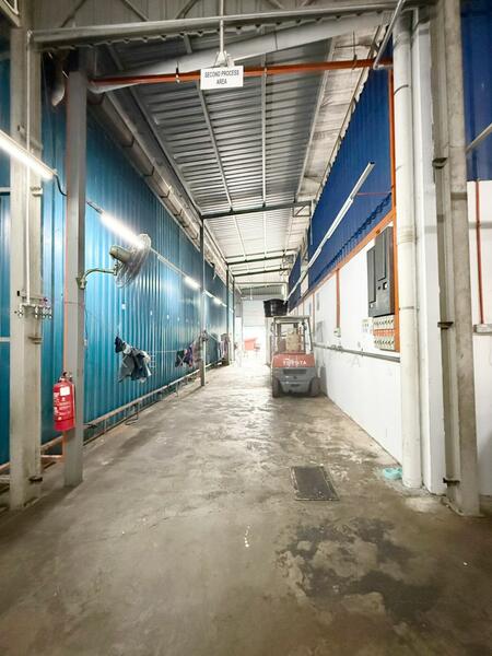 Factory for Rent in Simpang Renggam (Johor) - Kexin Hua - Corridor - PropertyGuru.com.my