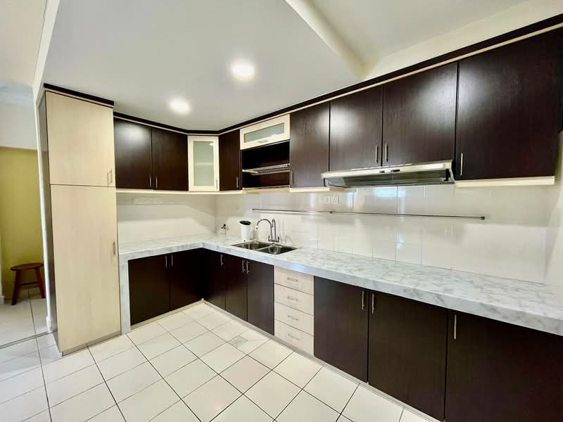 Bintang Mas untuk Untuk Dijual - RM 455,000, Feb 2026 - Kitchen - PropertyGuru.com.my