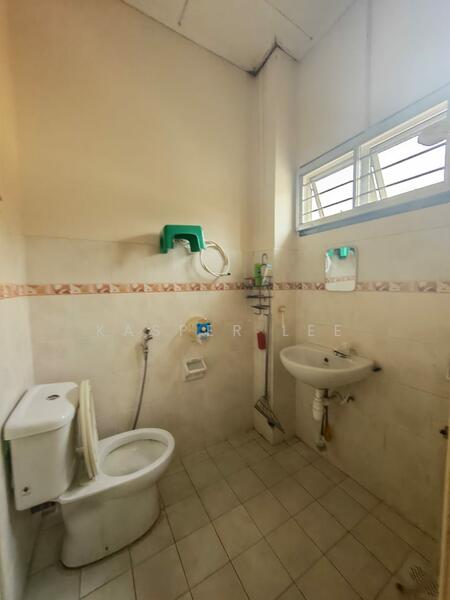 Rumah Teres 2 Tingkat untuk Dijual di Taman Impian Emas (Skudai) - Kasper Lee - Bathroom - PropertyGuru.com.my