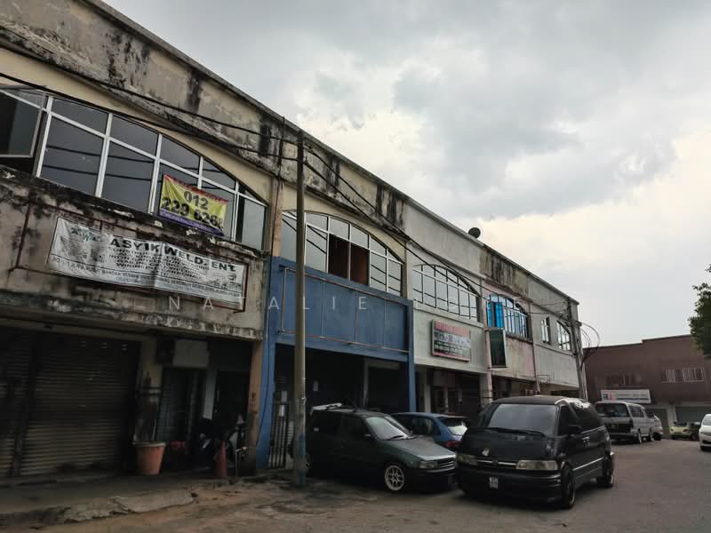 Kedai untuk Dijual di Senawang (Negeri Sembilan) - Natalie Loke - Exterior - PropertyGuru.com.my