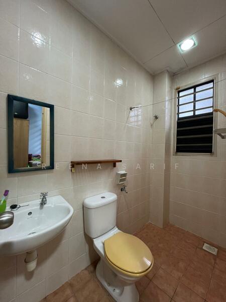 Superlink Double Storey Greenlane Bukit Jelutong untuk Untuk Dijual - RM 750,000, Apr 2026 - Bathroom - PropertyGuru.com.my