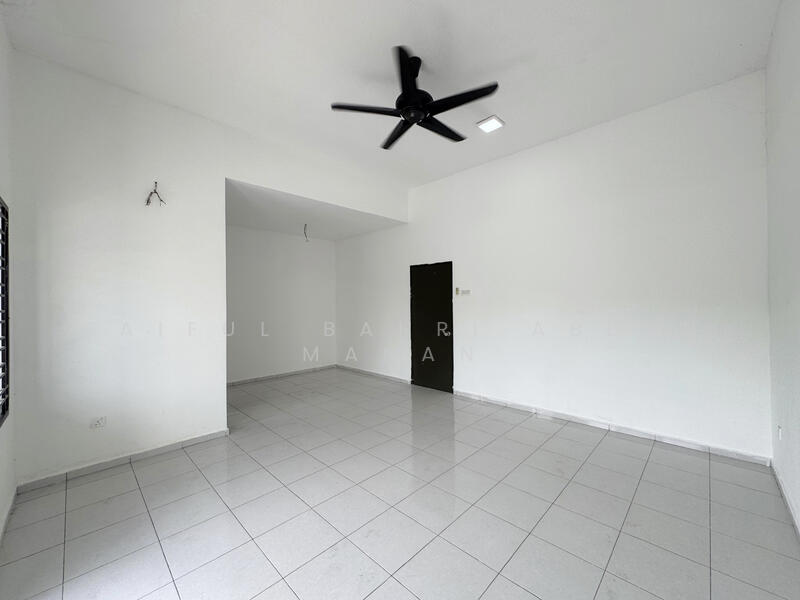Taman Desa Seringin @ Nilai 3 untuk Untuk Dijual - RM 499,000, Mac 2026 - Interior - PropertyGuru.com.my