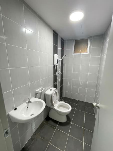 Apartment for Rent at Idaman Melur @ Cybersouth - Aaden Lim - Bathroom - PropertyGuru.com.my