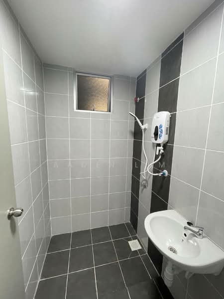 Apartment for Rent at Idaman Melur @ Cybersouth - Aaden Lim - Bathroom - PropertyGuru.com.my