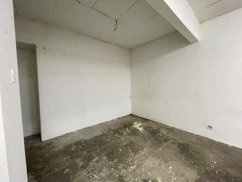 Shop / Office for Sale in Taman Lestari Perdana (Seri Kembangan) - Aaden Lim - Interior - PropertyGuru.com.my
