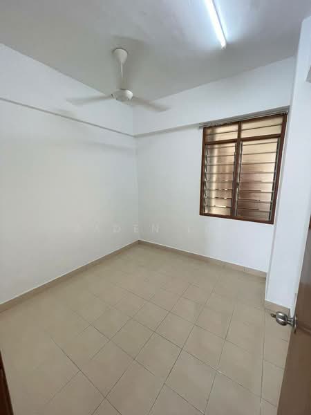 Kondominium untuk Dijual di Putra Intan - Aaden Lim - PropertyGuru.com.my