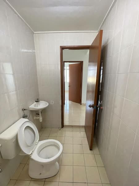 Kondominium untuk Dijual di Putra Intan - Aaden Lim - PropertyGuru.com.my