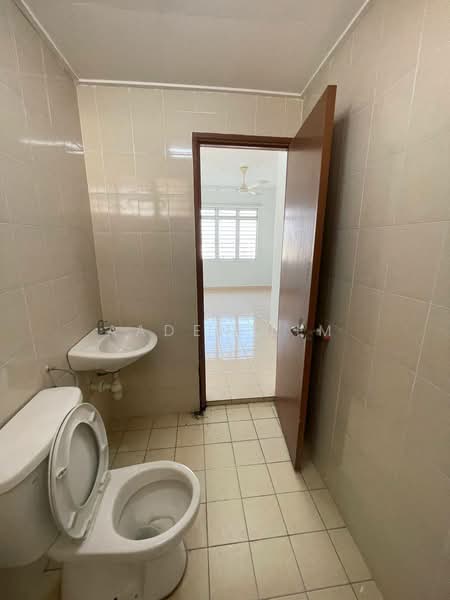 Kondominium untuk Dijual di Putra Intan - Aaden Lim - PropertyGuru.com.my