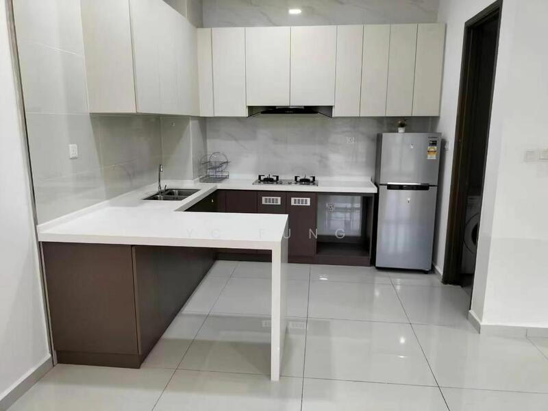 Condominium for Sale at Amberside @ Country Garden Danga Bay - YC Fung - Kitchen - PropertyGuru.com.my