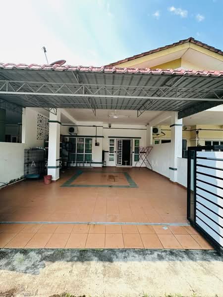 Rumah Teres 1 Tingkat untuk Dijual di Taman Mutiara Galla (Seremban) - Azrul Othman - Exterior - PropertyGuru.com.my