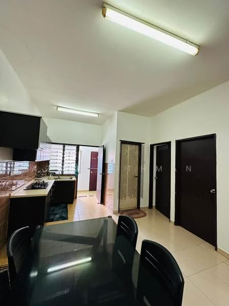 Rumah Teres 1 Tingkat untuk Dijual di Taman Mutiara Galla (Seremban) - Azrul Othman - Kitchen - PropertyGuru.com.my