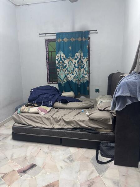 Taman Desa Jaya Johor Bahru untuk Untuk Dijual - RM 500,000, Mac 2026 - Bedroom - PropertyGuru.com.my