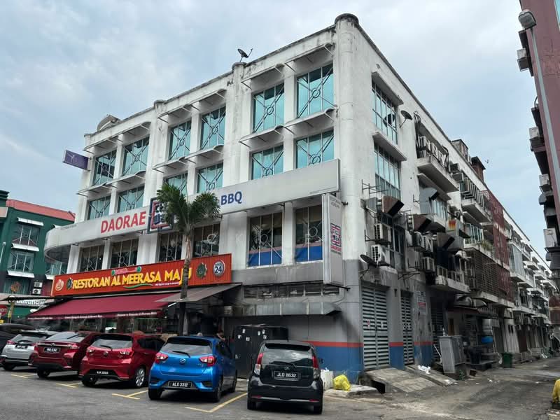 Bandar Puteri Puchong untuk Untuk Disewa - RM 5,500 /bulan, Mac 2026 - Exterior - PropertyGuru.com.my