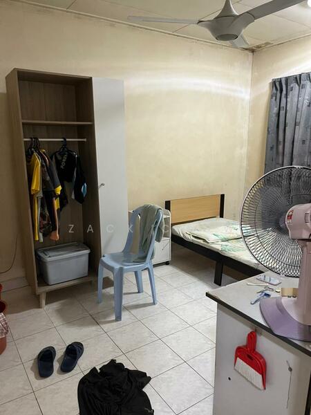 1-storey Terraced House for Sale in Bandar Seri Alam (Masai) - Zack Chow - Bedroom - PropertyGuru.com.my