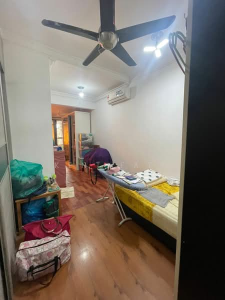 2-storey Terraced House for Sale in Taman Mutiara Indah (Puchong) - Kent Fatt - Bedroom - PropertyGuru.com.my