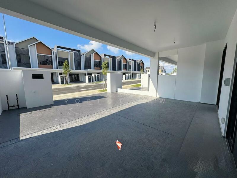 2-storey Terraced House for Sale in Kota Damansara (Selangor) - Robert Law - Exterior - PropertyGuru.com.my