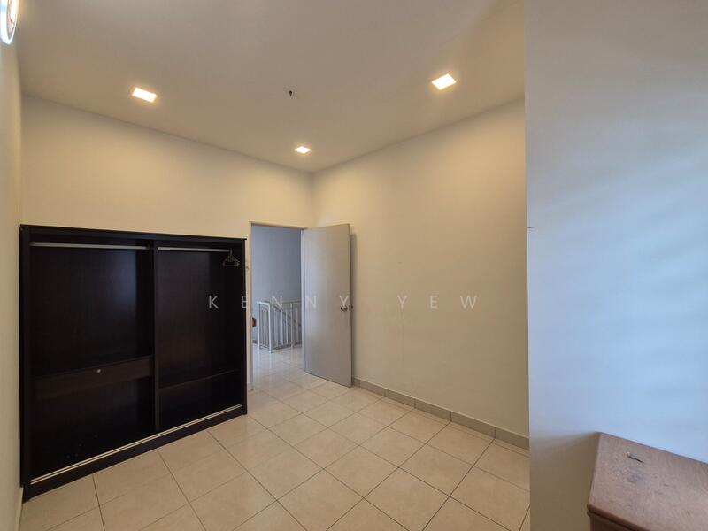 2-storey Terraced House for Sale in Bandar Teknologi Kajang (Kajang) - Kenny Yew - Bedroom - PropertyGuru.com.my