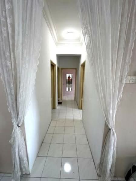 Apartment for Rent at Jalil Damai Apartments - Terry Yee - Corridor - PropertyGuru.com.my
