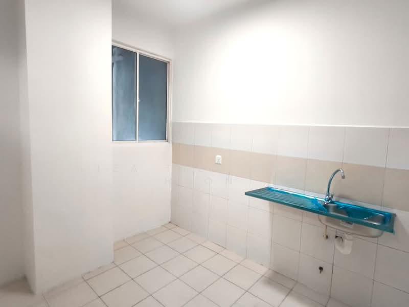 Service Residence for Sale at Pacific Place - Liza Tieo Quek Hoon - Kitchen - PropertyGuru.com.my