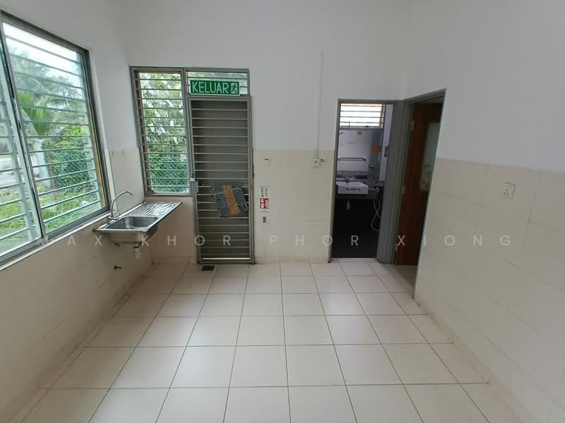 Rumah Teres 2 Tingkat untuk Disewa di Bandar Bukit Raja (Klang) - Max Khor Phor xiong - Kitchen - PropertyGuru.com.my