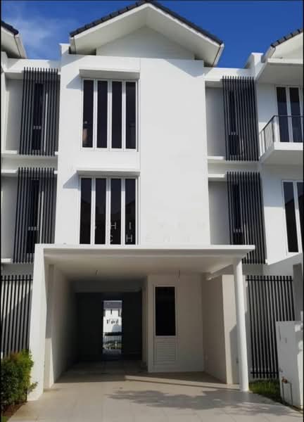 Bungalow for Sale in Johor Bahru (Johor) - Shi Yun Cheng - Exterior - PropertyGuru.com.my