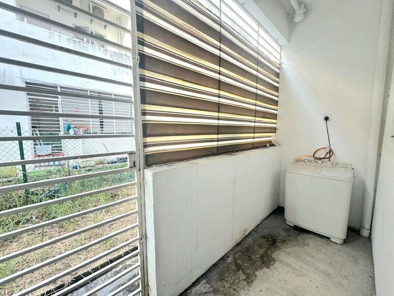 Balcony eristana saujana utama