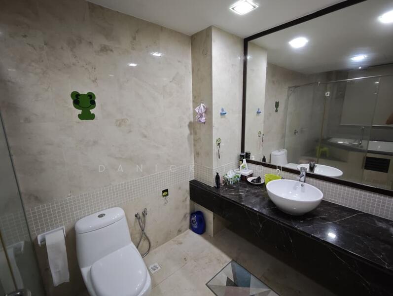 For Rent - Moonlight Bay