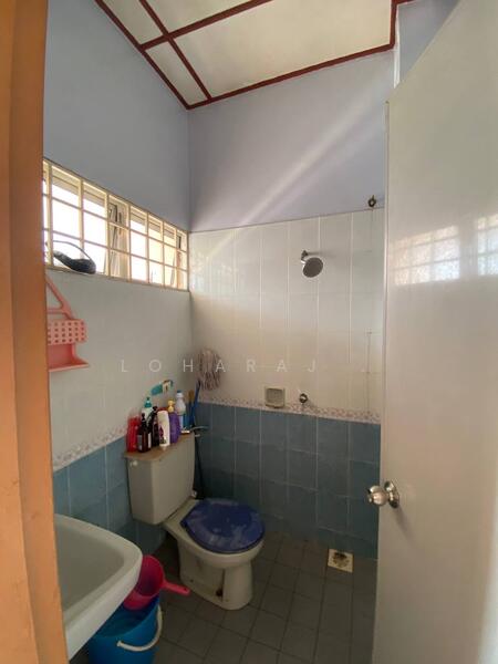 Usj 4 untuk Untuk Dijual - RM 850,000, Feb 2026 - Bathroom - PropertyGuru.com.my