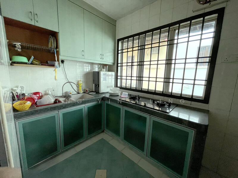 2-storey Terraced House for Sale in Taman Seri Orkid (Skudai) - Ying Ying Ling - Kitchen - PropertyGuru.com.my