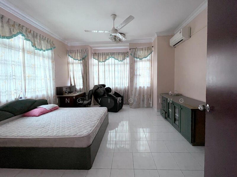 2-storey Terraced House for Sale in Taman Seri Orkid (Skudai) - Ying Ying Ling - Bedroom - PropertyGuru.com.my