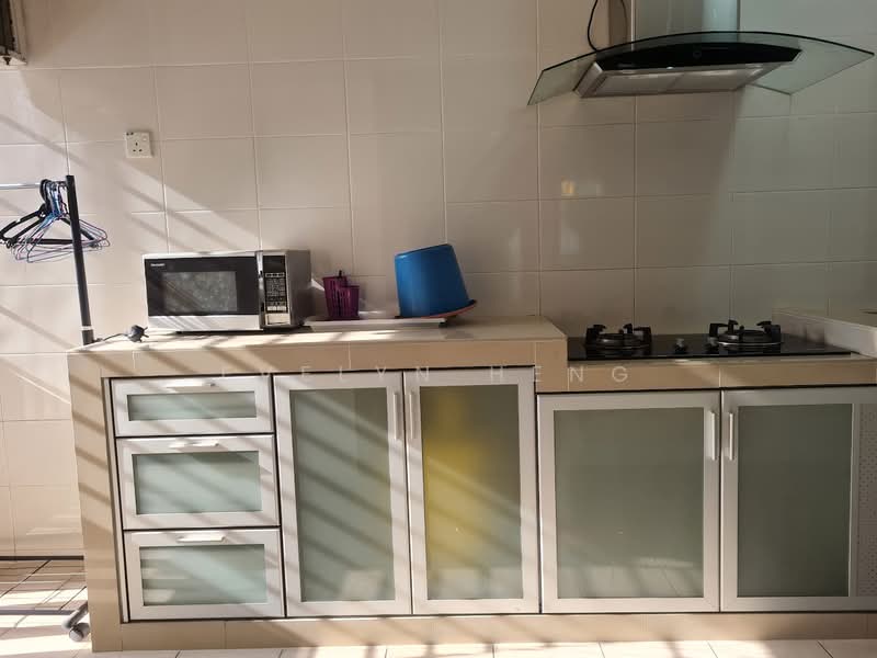 Apartment for Sale at Molek Pine 2 - Evelyn Heng - Kitchen - PropertyGuru.com.my