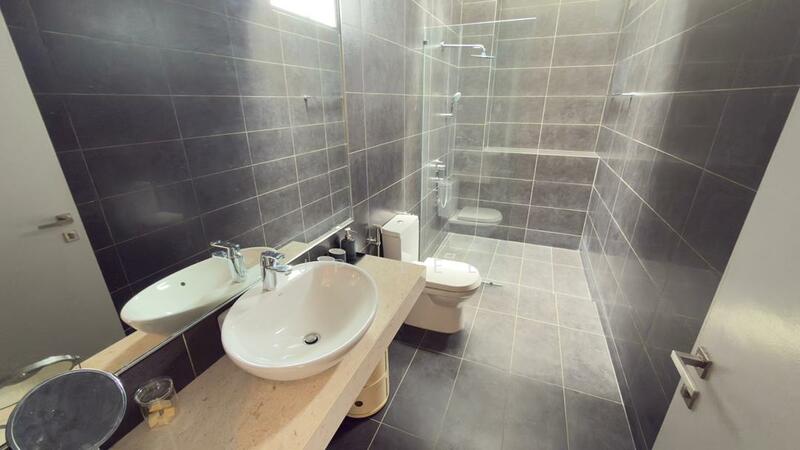 Bungalow for Sale in Leisure Farm (Gelang Patah) - JP Lee - Bathroom - PropertyGuru.com.my