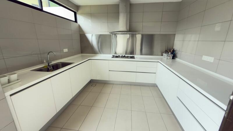Rumah Banglo untuk Dijual di Leisure Farm (Gelang Patah) - JP Lee - Kitchen - PropertyGuru.com.my
