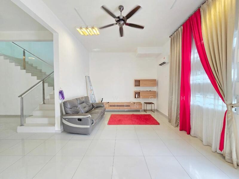 Cluster House for Sale in Bandar Seri Alam (Masai) - Sharon Wong Shu Shien - Living Room - PropertyGuru.com.my