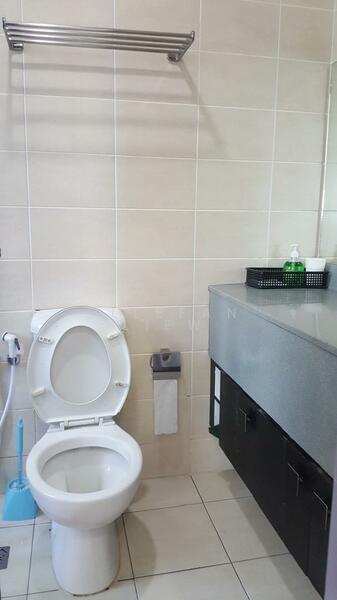 Condominium for Rent at Shaftsbury Residence - Elleean Liew - Bathroom - PropertyGuru.com.my