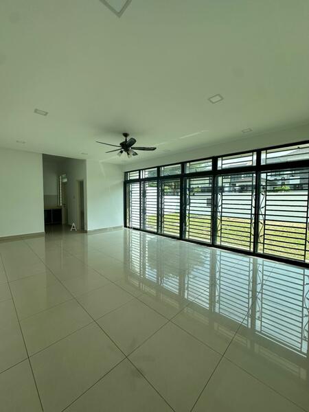 Maple Red, Taman Adda Height untuk Untuk Dijual - RM 1,500,000, Feb 2026 - Living Room - PropertyGuru.com.my