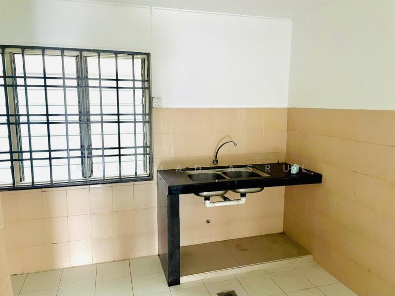 2-storey Terraced House for Sale in Taman Tasik Puchong (Puchong) - Muhamad Asrul - Kitchen - PropertyGuru.com.my
