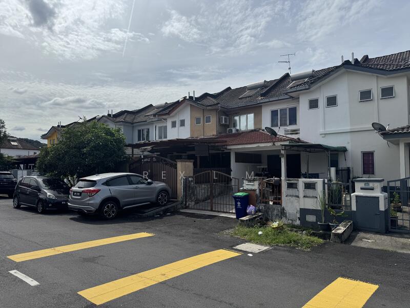 2-storey Terraced House for Sale in Bandar Puchong Utama (Puchong) - REX LIM - Exterior - PropertyGuru.com.my