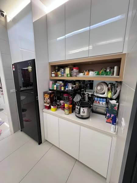 Service Residence for Sale at Park Regent @Desa Park City - Soh Siew Siew - Kitchen - PropertyGuru.com.my