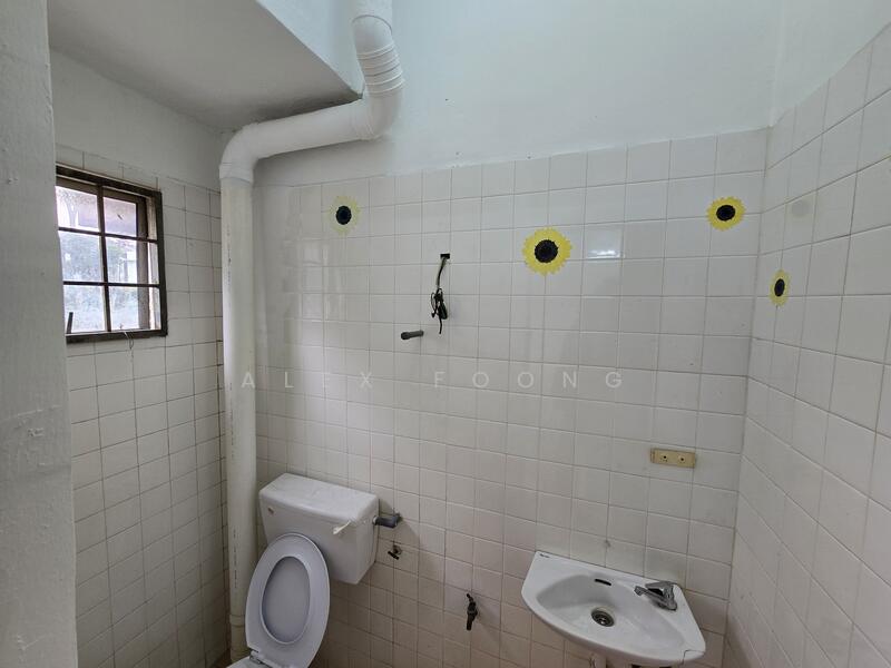 Master Bedroom Bathroom