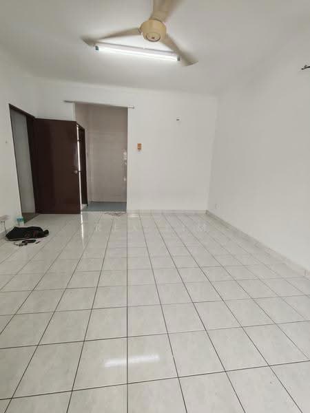 2-storey Terraced House for Sale in Bandar Puchong Utama (Puchong) - REX LIM - Living Room - PropertyGuru.com.my