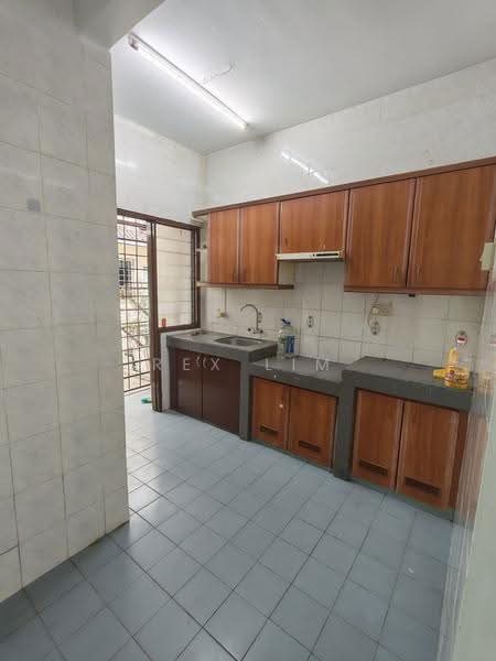 2-storey Terraced House for Sale in Bandar Puchong Utama (Puchong) - REX LIM - Kitchen - PropertyGuru.com.my