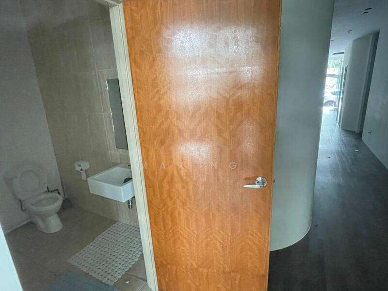 Shop / Office for Rent in Tanjung Tokong (Penang) - Max Ng - Bathroom - PropertyGuru.com.my