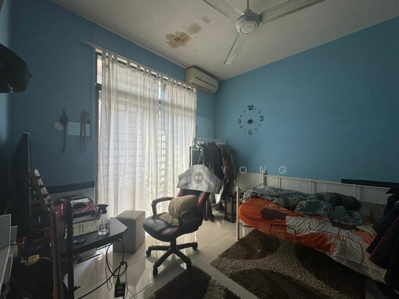 Cluster House for Sale in Taman Seri Austin (Tebrau) - Daniel Yong - Bedroom - PropertyGuru.com.my