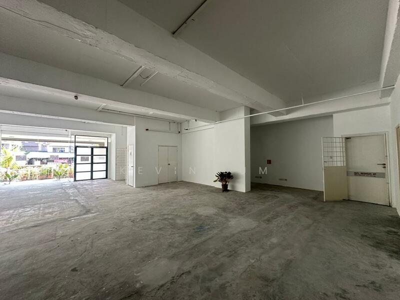 Shop for Rent in KL City Centre (Kuala Lumpur) - Kevin Lum - Interior - PropertyGuru.com.my