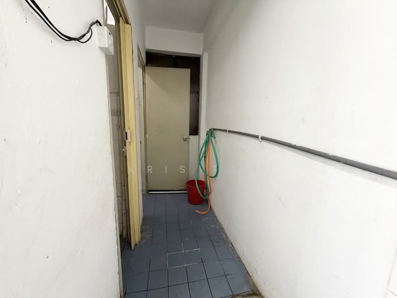 Flat for Rent at Pendekar - Kris Tan - Corridor - PropertyGuru.com.my