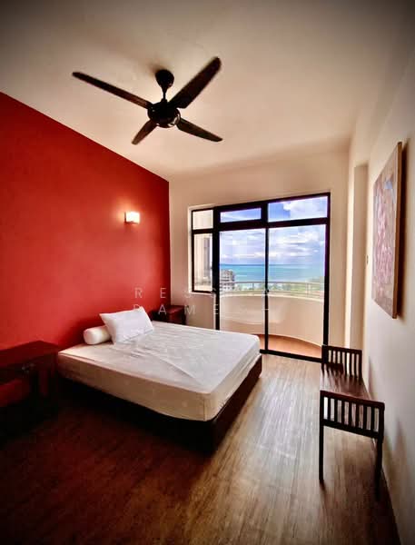 Eden Seaview Condominium untuk Untuk Disewa - RM 1,600 /bulan, Mac 2026 - Bedroom - PropertyGuru.com.my